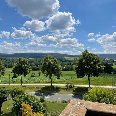 Ferienwohnungen Am Kirchberg Kapplblick Нойальбенройт Екстер'єр фото